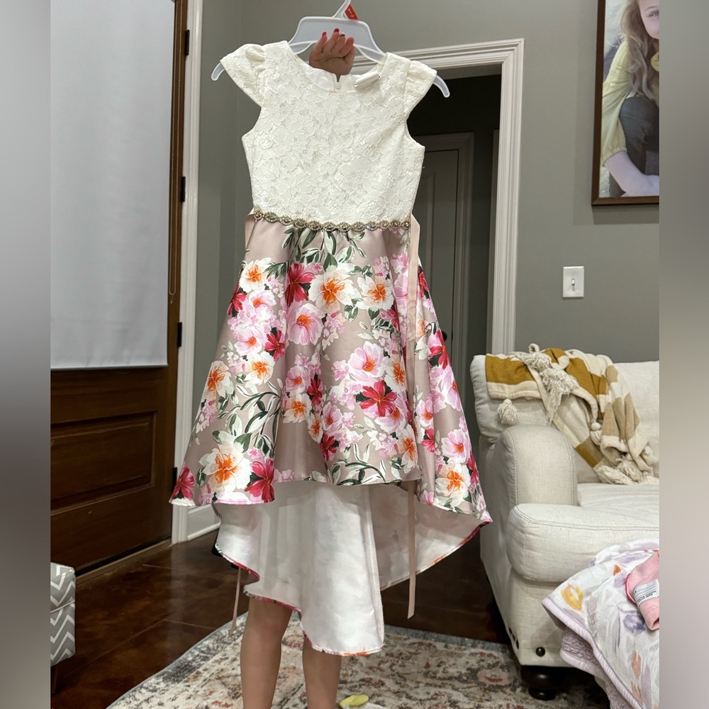 Rare Editions Brandon girls’ high/low party dress. Size 7.